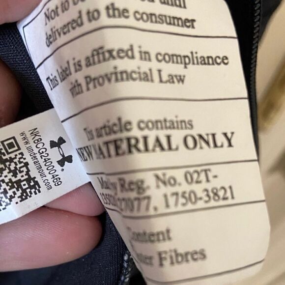 Under Armour Women’s Black Cold Gear Reactor Black Quilt Jacket - Picture 10 of 11